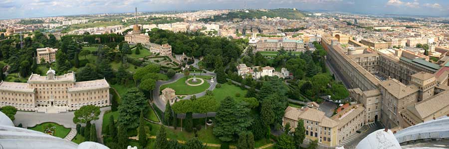 Vatican Garden by open bus